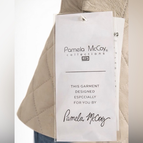 NWT Pamela McCoy Quilted Faux Leather Vest Beige Zip Front Designer Layering - Picture 4 of 4